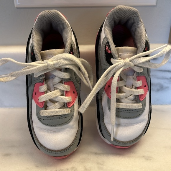 Toddler Nike Air Max - Picture 2 of 6